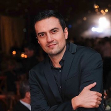Santiago Santos